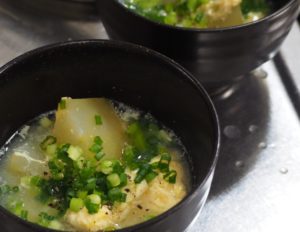 豚肉茹で汁冬瓜かき玉汁